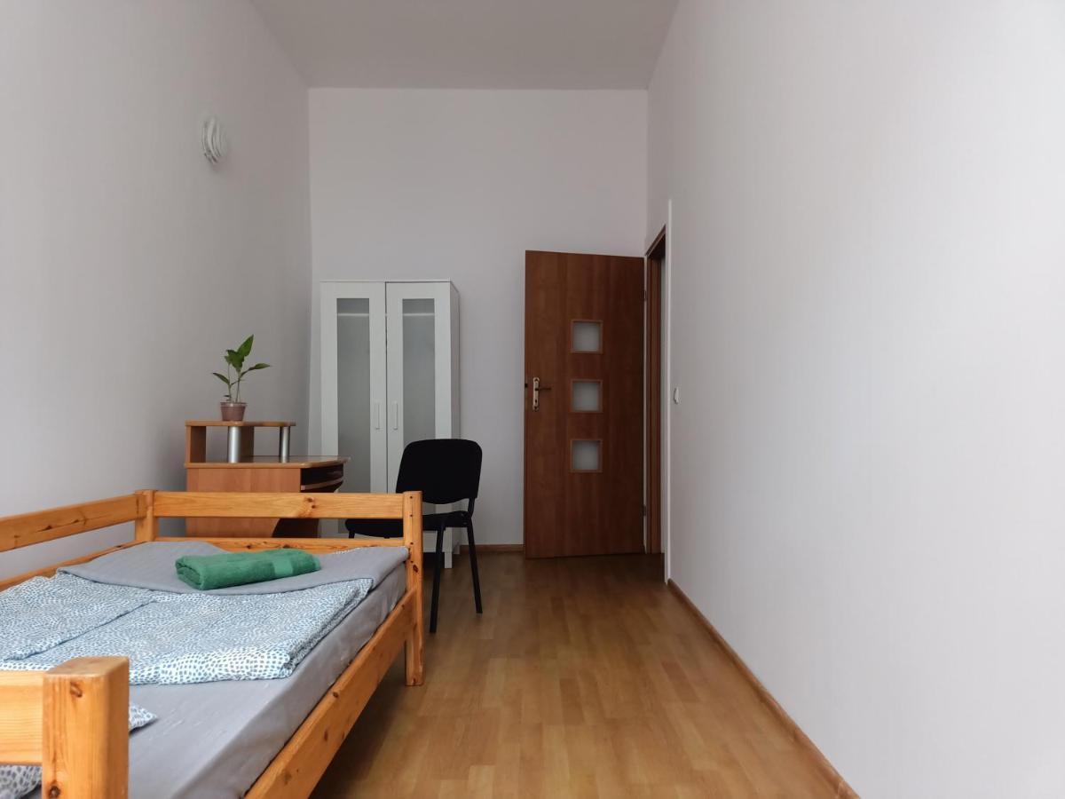 Cruz Mieszkanie Pokoje Centrum Przytulny Czysty Lokal Na Noc Lodź Bagian luar foto