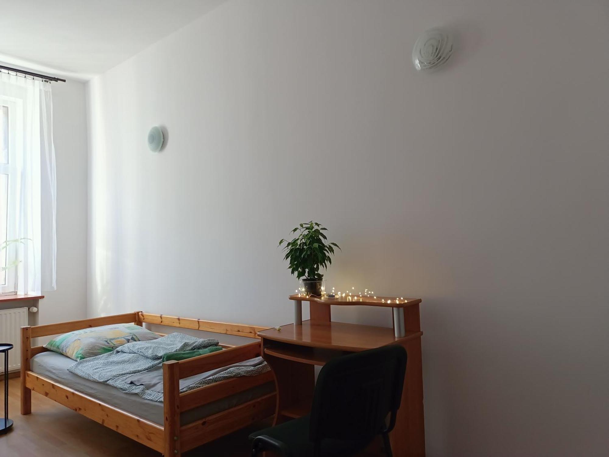 Cruz Mieszkanie Pokoje Centrum Przytulny Czysty Lokal Na Noc Lodź Bagian luar foto